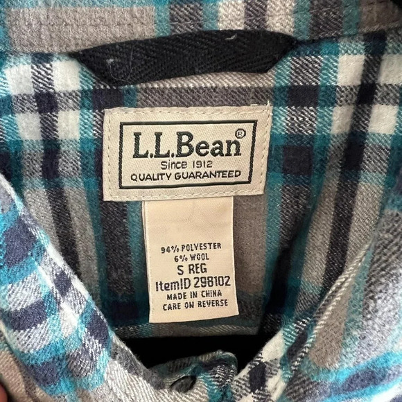 L.L. Bean Plaid Katahdin Performance Wool Blend Flannel Button Down Shirt Small - Picture 4 of 7
